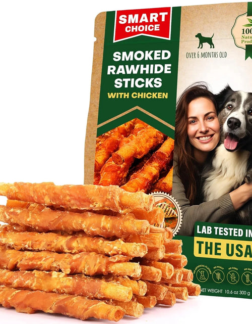 Load image into Gallery viewer, Golosinas Para Perros Palitos De Cuero Crudo Envueltos Con Pollo 11 Oz Golosinas Masticables Naturales Para Mascotas - Carne Sin Granos Y Snacks Secos De Grado Humano - Mejores Para Perros Pequeños Y Grandes (10.6 Oz (Paquete De 1), Pollo Ahumado)
